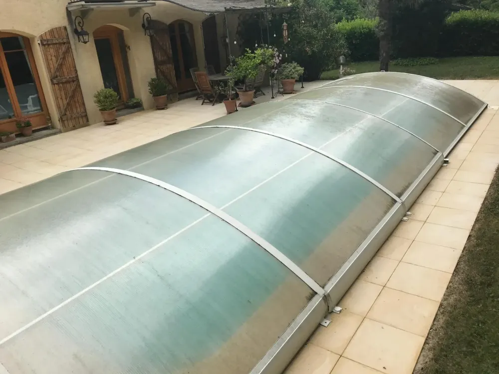 Nettoyages bors de piscines